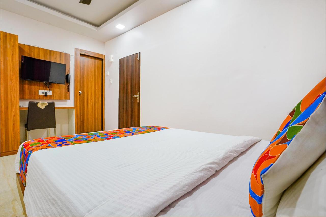 Hotel Fabexpress Diamond - Nr Bkc Bombaj Exteriér fotografie